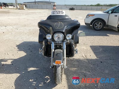 Drugie zdjęcie samochodu z przodu: 2012 HARLEY-DAVIDSON FLHTCUTG TRI GLIDE ULTRA CLASSIC VIN:1HD1MAM17CB853049 - miniatura