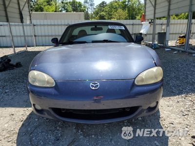 Piąte zdjęcie samochodu w środku: 2001 MAZDA MX-5 MIATA BASE VIN:JM1NB353910202390 - miniatura