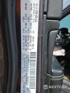 Zdjęcie 13 z 13 samochodu: 2015 JEEP GRAND CHEROKEE LIMITED VIN:1C4RJFBG4FC725156 - miniatura