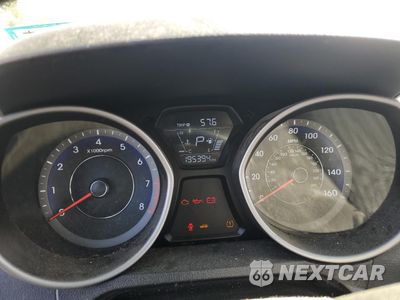 Zdjęcie 9 z 14 samochodu: 2015 HYUNDAI ELANTRA SE VIN:KMHDH4AE7FU236198 - miniatura