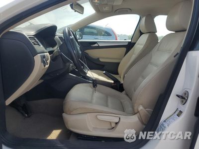 Zdjęcie 7 z 12 samochodu: 2012 VOLKSWAGEN JETTA TDI VIN:3VWLL7AJ6CM086918 - miniatura