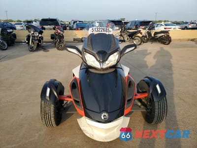 Drugie zdjęcie samochodu z przodu: 2015 CAN-AM SPYDER ROADSTER ST VIN:2BXNCBC47FV000431 - miniatura