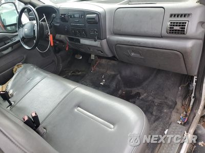 Zdjęcie 8 z 12 samochodu: 2009 FORD F250 SUPER DUTY VIN:1FTSX21557EA15407 - miniatura