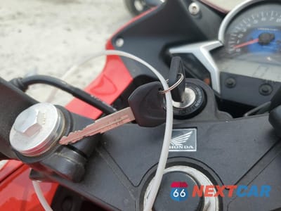 Zdjęcie 8 z 9 samochodu: 2013 HONDA CBR250 RA-ABS VIN:MLHMC4117D5300129 - miniatura