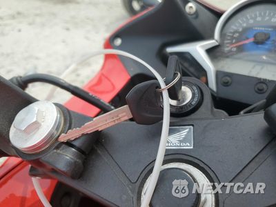 Zdjęcie 8 z 9 samochodu: 2013 HONDA CBR250 RA-ABS VIN:MLHMC4117D5300129 - miniatura