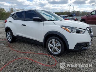 Czwarte zdjęcie samochodu z boku: 2020 NISSAN KICKS S VIN:3N1CP5BV9LL555764 - miniatura