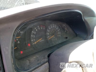 Zdjęcie 9 z 12 samochodu: 2001 TOYOTA TUNDRA ACC VIN:5TBRT341X15209255 - miniatura
