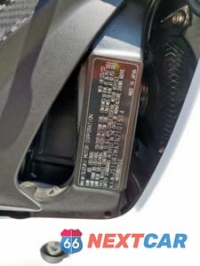 Zdjęcie 9 z 10 samochodu: 2022 SUZUKI GSX-R750 VIN:JS1GR7MA7N7101514 - miniatura