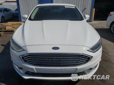 Piąte zdjęcie samochodu w środku: 2017 FORD FUSION SE HYBRID VIN:3FA6P0LU8HR409353 - miniatura