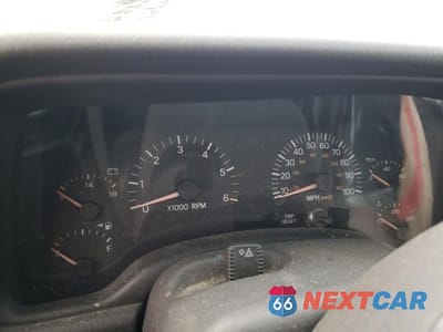 Zdjęcie 9 z 13 samochodu: 2000 JEEP CHEROKEE SPORT VIN:1J4FF48S9YL136850 - miniatura
