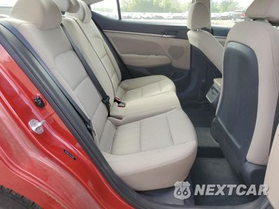 Zdjęcie 10 z 13 samochodu: 2018 HYUNDAI ELANTRA SEL VIN:5NPD84LF3JH333007 - miniatura