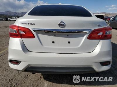 Zdjęcie 6 z 12 samochodu: 2016 NISSAN SENTRA S VIN:3N1AB7AP9GY317345 - miniatura