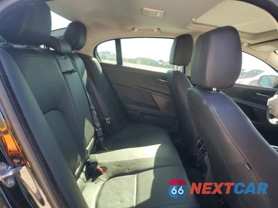 Zdjęcie 10 z 12 samochodu: 2019 JAGUAR XE PREMIUM VIN:SAJAD4FX6KCP48906 - miniatura