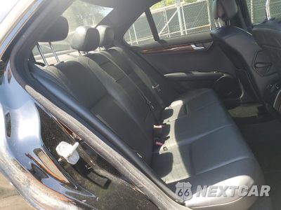 Zdjęcie 10 z 14 samochodu: 2011 MERCEDES-BENZ C 300 4MATIC VIN:WDDGF8BB3BR142695 - miniatura