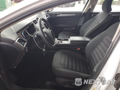 Zdjęcie 7 z 12 samochodu: 2019 FORD FUSION SE VIN:3FA6P0LU1KR124842 - miniatura