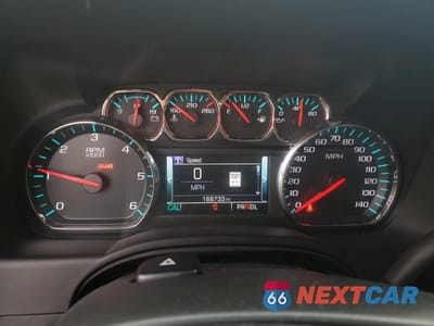 Zdjęcie 9 z 14 samochodu: 2020 CHEVROLET SUBURBAN K1500 LT VIN:1GNSKHKC5LR300228 - miniatura