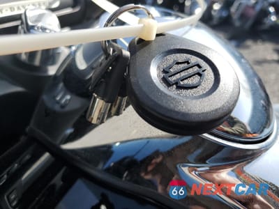 Zdjęcie 8 z 9 samochodu: 2015 HARLEY-DAVIDSON FLHTCUTG TRI GLIDE ULTRA VIN:1HD1MAL18FB859173 - miniatura