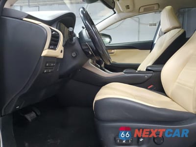 Zdjęcie 7 z 12 samochodu: 2021 LEXUS NX 300 BASE VIN:JTJDARDZXM5026297 - miniatura