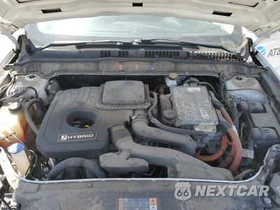 Zdjęcie 11 z 12 samochodu: 2018 FORD FUSION SE HYBRID VIN:3FA6P0LU6JR281930 - miniatura