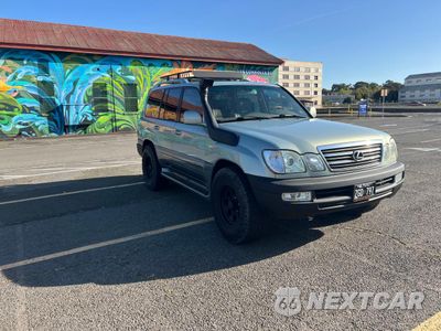 2005 LEXUS LX 470 JTJHT00W253551225 - główne zdjęcie licytacji z USA - miniatura