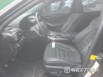 Zdjęcie 7 z 13 samochodu: 2017 LEXUS IS 300 VIN:JTHCM1D26H5016820 - miniatura