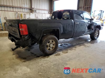 Trzecie zdjęcie samochodu z tyłu: 2015 GMC SIERRA K3500 DENALI VIN:1GT424E83FF655292 - miniatura