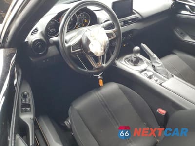 Zdjęcie 8 z 12 samochodu: 2022 MAZDA MX-5 MIATA CLUB VIN:JM1NDAC70N0504158 - miniatura