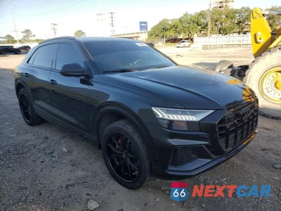 Czwarte zdjęcie samochodu z boku: 2023 AUDI SQ8 PRESTIGE VIN:WA1CWBF18PD033297 - miniatura