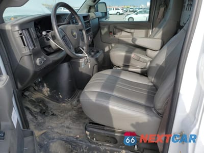 Zdjęcie 7 z 13 samochodu: 2023 CHEVROLET EXPRESS G2500 VIN:1GCWGAFP1P1155404 - miniatura