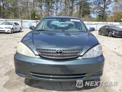 Piąte zdjęcie samochodu w środku: 2004 TOYOTA CAMRY LE VIN:4T1BE32K14U275560 - miniatura