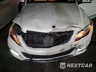 Zdjęcie 12 z 13 samochodu: 2015 MERCEDES-BENZ GLK 350 VIN:WDCGG5HB2FG349457 - miniatura