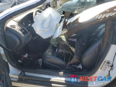 Zdjęcie 7 z 12 samochodu: 2015 JAGUAR XK VIN:SAJWA4FB5FLB55131 - miniatura