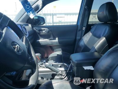 Zdjęcie 7 z 12 samochodu: 2019 TOYOTA TACOMA DOUBLE CAB VIN:5TFCZ5ANXKX168751 - miniatura
