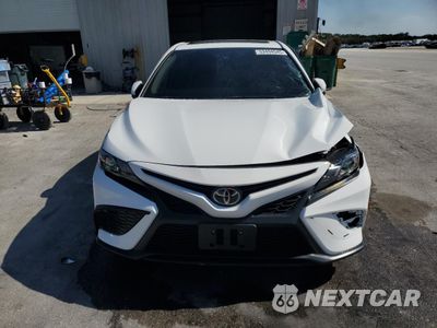 Piąte zdjęcie samochodu w środku: 2024 TOYOTA CAMRY SE NIGHT SHADE VIN:4T1G11BK1RU115613 - miniatura