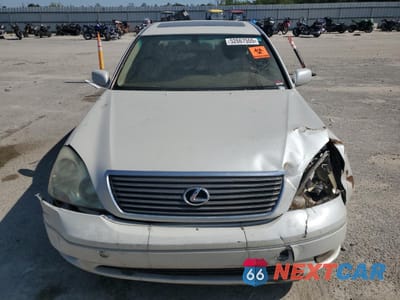 Piąte zdjęcie samochodu w środku: 2002 LEXUS LS 430 VIN:JTHBN30F720087185 - miniatura