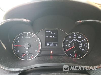 Zdjęcie 9 z 13 samochodu: 2015 KIA FORTE LX VIN:KNAFX4A64F5430137 - miniatura