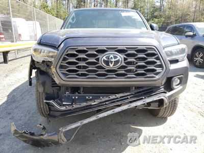 Piąte zdjęcie samochodu w środku: 2023 TOYOTA TACOMA DOUBLE CAB VIN:3TMCZ5AN8PM607149 - miniatura