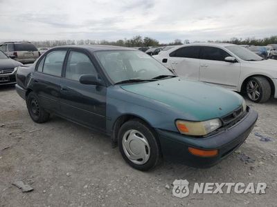 Czwarte zdjęcie samochodu z boku: 1997 TOYOTA COROLLA DX VIN:1NXBB02E8VZ519692 - miniatura