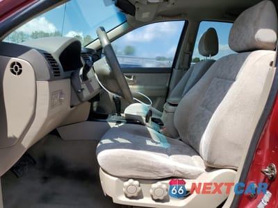 Zdjęcie 7 z 15 samochodu: 2004 KIA SORENTO EX VIN:KNDJD733145215693 - miniatura