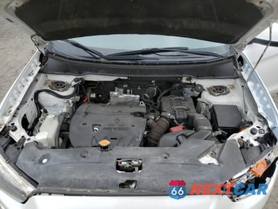 Zdjęcie 11 z 14 samochodu: 2011 MITSUBISHI OUTLANDER SPORT SE VIN:JA4AR4AU7BZ023352 - miniatura