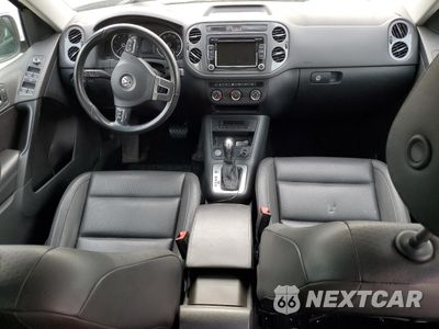 Zdjęcie 8 z 15 samochodu: 2014 VOLKSWAGEN TIGUAN S VIN:WVGAV3AXXEW556593 - miniatura