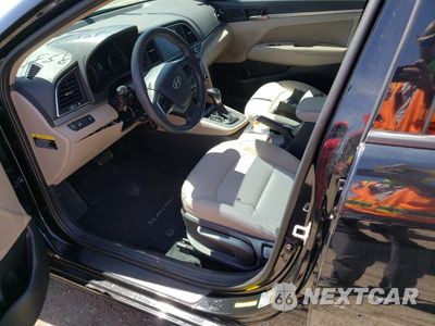 Zdjęcie 7 z 12 samochodu: 2018 HYUNDAI ELANTRA SEL VIN:5NPD84LF3JH236163 - miniatura