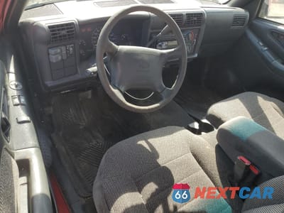 Zdjęcie 8 z 12 samochodu: 1996 CHEVROLET S TRUCK S10 VIN:1GCCS19X2T8128419 - miniatura