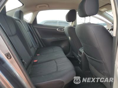 Zdjęcie 11 z 15 samochodu: 2018 NISSAN SENTRA S VIN:3N1AB7AP5JL647388 - miniatura