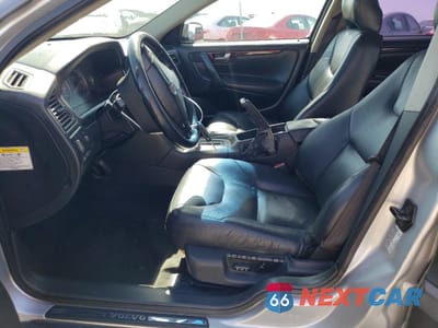 Zdjęcie 7 z 14 samochodu: 2004 VOLVO S60 VIN:YV1RS64A942359553 - miniatura