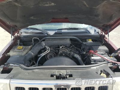 Zdjęcie 12 z 13 samochodu: 2008 JEEP COMMANDER SPORT VIN:1J8HG48K78C125480 - miniatura
