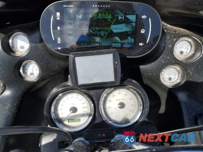 Zdjęcie 7 z 11 samochodu: 2012 HARLEY-DAVIDSON FLTRX ROAD GLIDE CUSTOM VIN:1HD1KHM14CB675664 - miniatura