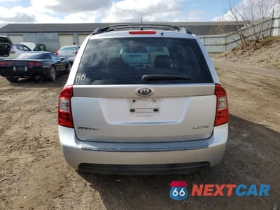 Zdjęcie 6 z 12 samochodu: 2008 KIA RONDO LX VIN:KNAFG526287205808 - miniatura