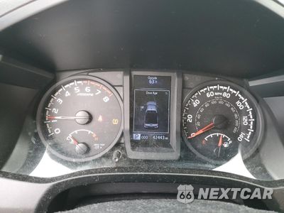 Zdjęcie 9 z 13 samochodu: 2018 TOYOTA TACOMA ACCESS CAB VIN:5TFRX5GN0JX107852 - miniatura