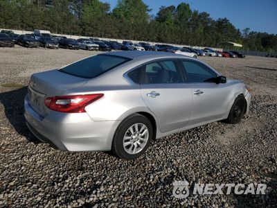 Trzecie zdjęcie samochodu z tyłu: 2016 NISSAN ALTIMA 2.5 VIN:1N4AL3AP8GN306651 - miniatura
